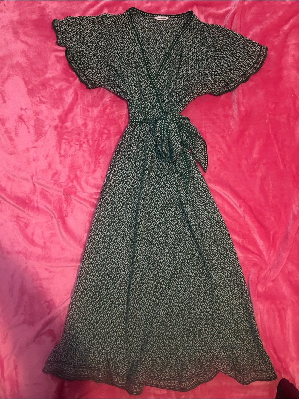 Max Studio Green Floral Wrap Maxi Dress Ruffle Tie V-Neck Plus Size